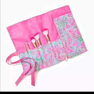 Makeup Brush and Case Set